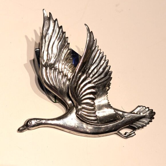 Sterling silver brooch of flying goose from Norseland by Coro - Picture 3 of 9